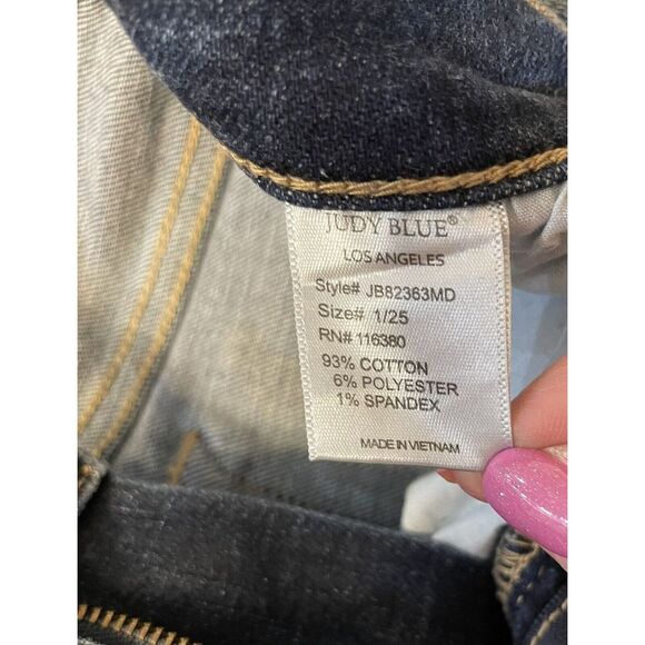 Judy‎ Blue Bleach Splatter Boyfriend Fit Jeans Sz 1 Distressed - Picture 4 of 6